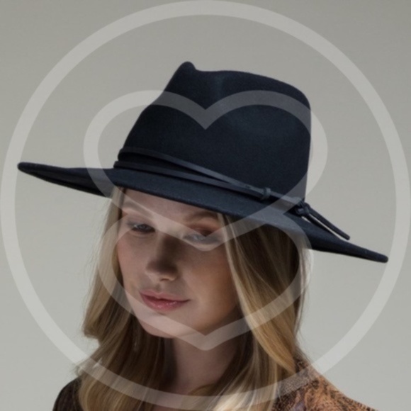 Luxe Black belted Wide Brim panana hat - Picture 8 of 9